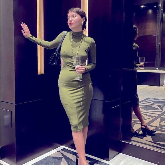 Zara NWT Cut Out Rib Midi Dress in Khaki - Picture 9 of 10